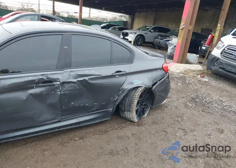 2015 BMW M3 z USA, uszkodzony, nr VIN WBS3C9C55FJ276296